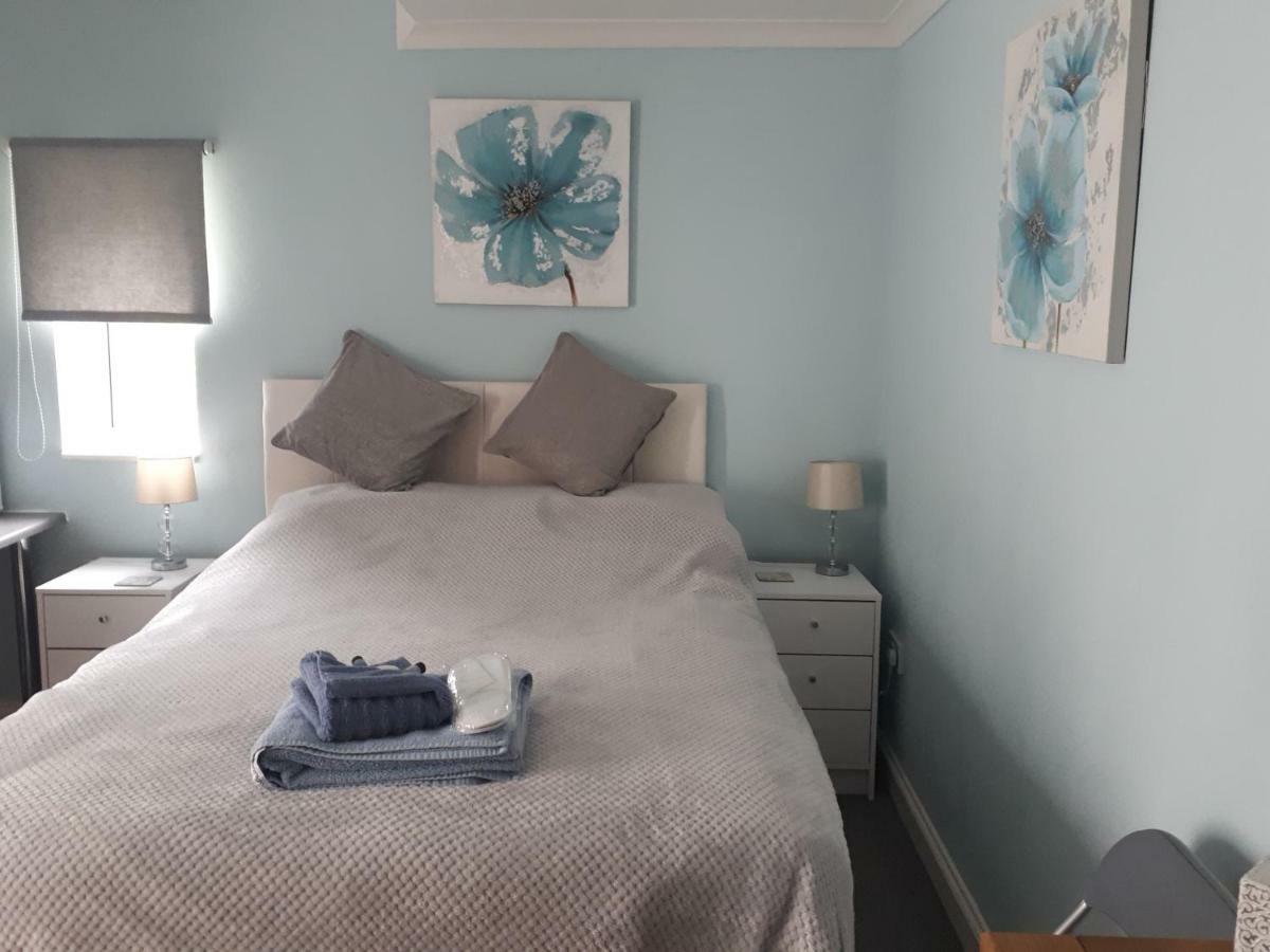 Santi Bhavana Bed & Breakfast Westbury  Exterior foto